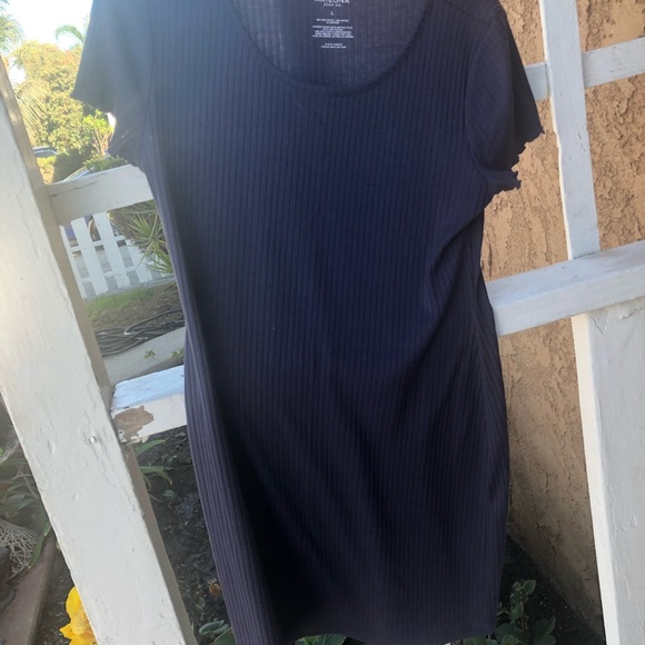 Shoes - Picture 4 of 4